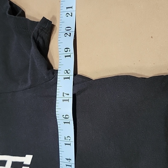 Divided by H&M Size S Black Cropped T-Shirt "Long Beach 1998" Vinyl Graphic - Picture 6 of 10